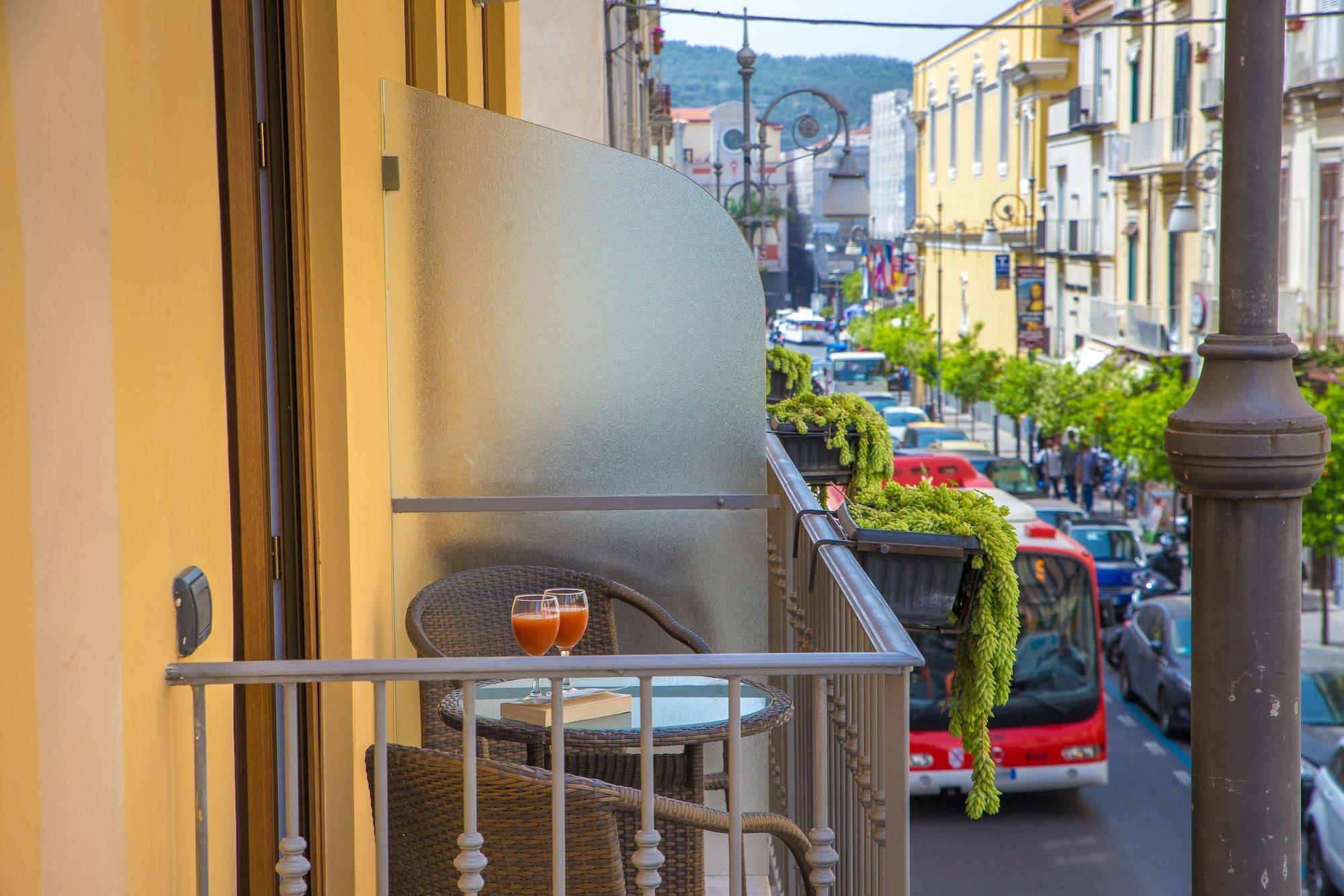 Hotel Sorrento City Экстерьер фото