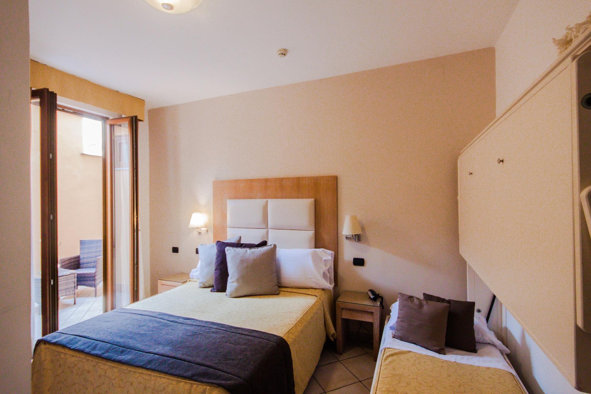 Hotel Sorrento City Экстерьер фото
