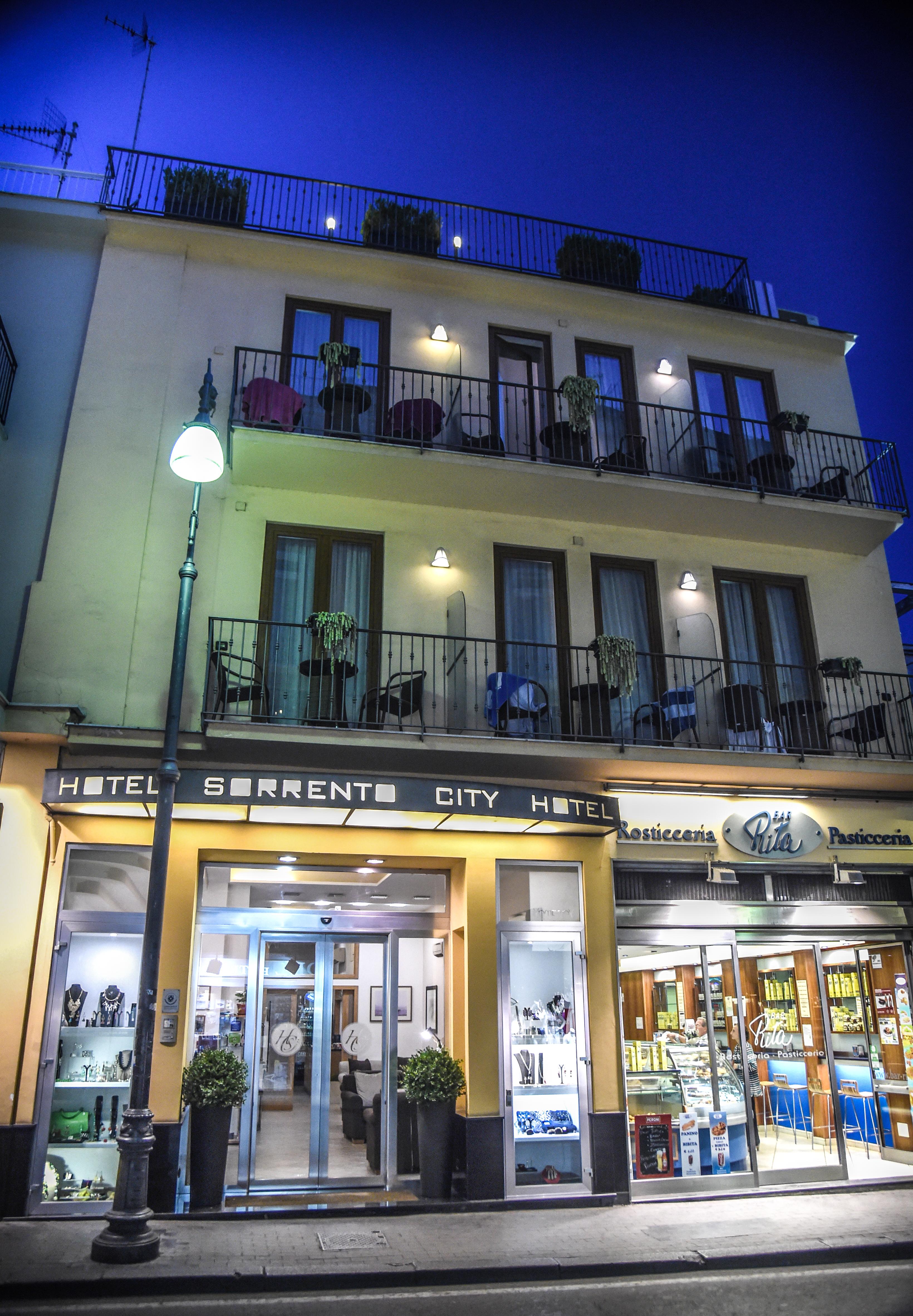 Hotel Sorrento City Экстерьер фото
